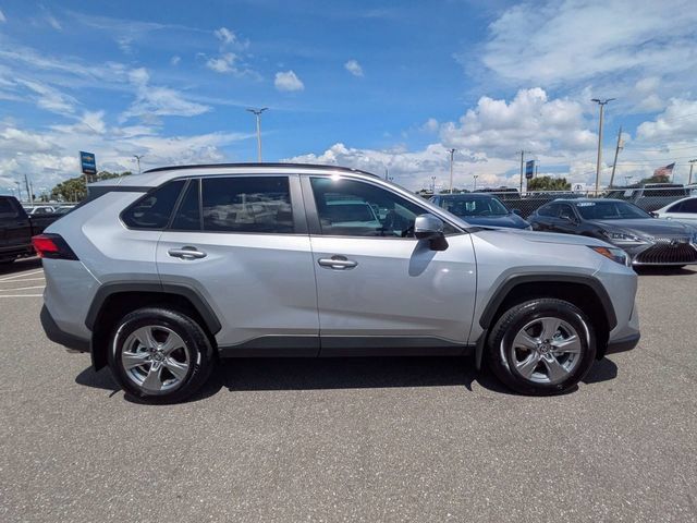 Used 2025 Toyota RAV4 XLE FWD image 2