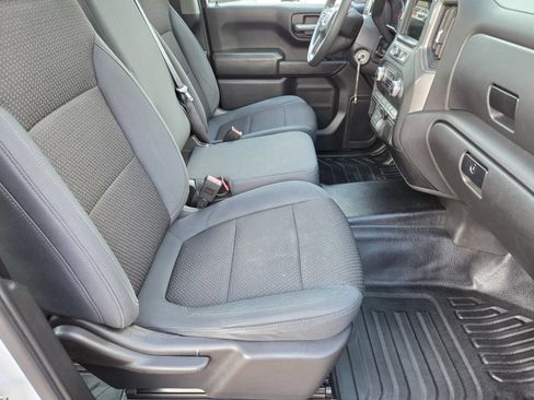 Used 2019 GMC Sierra 1500 2WD Crew Cab image 13