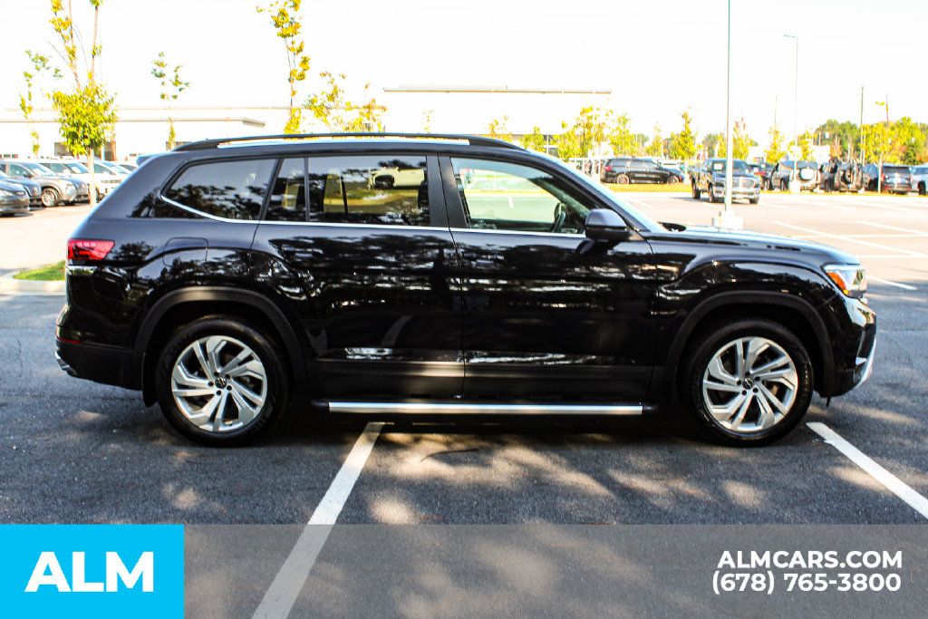 Used 2022 Volkswagen Atlas SE w/ Panoramic Sunroof Package FWD image 8