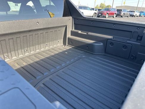 Used 2025 Hyundai Santa Cruz SEL image 14