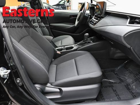 Used 2025 Toyota Corolla LE FWD image 24