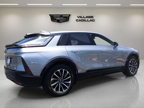 Certified 2024 Cadillac Lyriq Sport RWD image 5