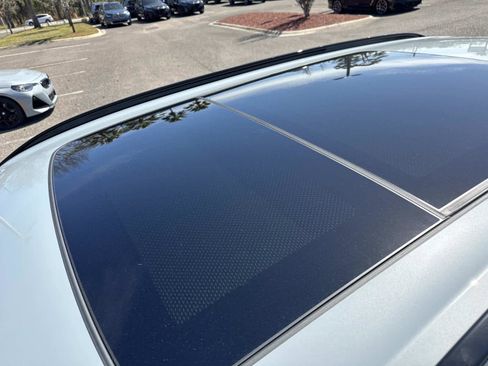 New 2026 BMW X5 M60i image 11