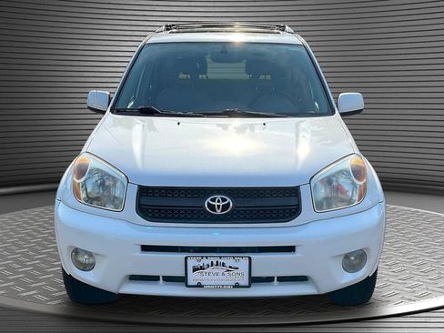 Used 2004 Toyota RAV4 4WD image 2