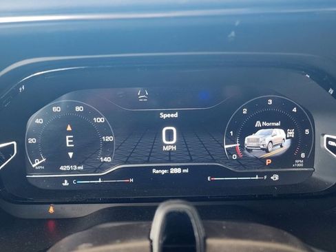 Used 2023 GMC Yukon Denali w/ Denali Reserve Package image 14