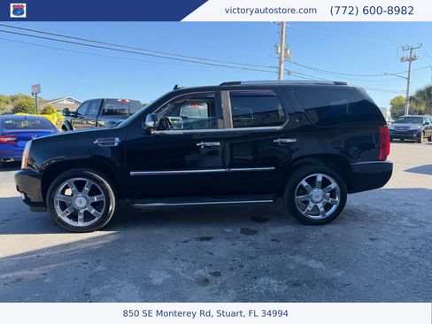Used 2010 Cadillac Escalade Luxury image 6