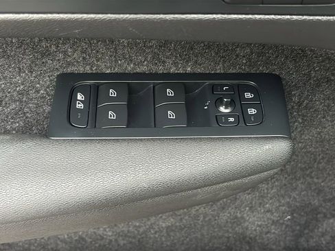 Used 2023 Volvo C40 P8 Recharge Plus AWD/4WD image 12