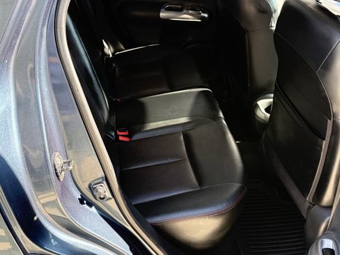 Used 2013 Nissan Juke SL FWD image 27
