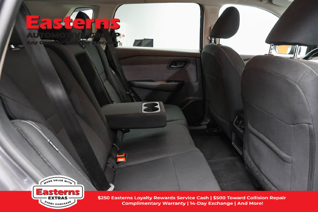 Used 2023 Nissan Rogue S AWD/4WD image 25