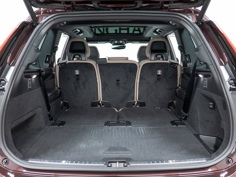 New 2026 Volvo XC90 B6 Ultra w/ Protection Package image 10