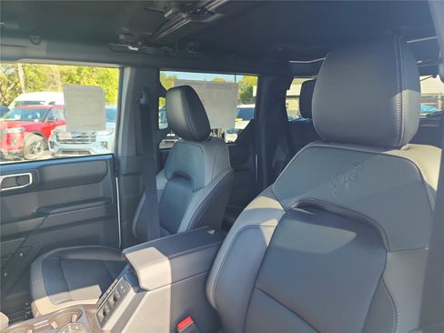 New 2026 Ford Bronco Outer Banks w/ Sasquatch Package image 14