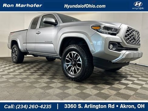 Used 2022 Toyota Tacoma TRD Sport w/ TRD Premium Sport Package AWD/4WD image 1