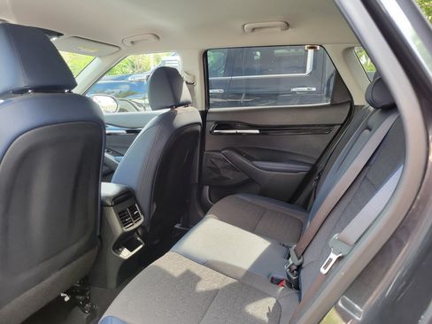 Used 2025 Kia Seltos S FWD image 13