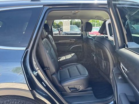 Certified 2024 Kia Telluride S AWD/4WD image 11