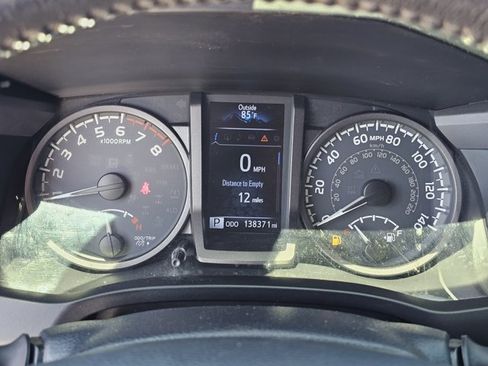 Used 2019 Toyota Tacoma TRD Off-Road RWD image 22