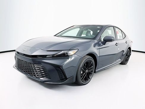 New 2026 Toyota Camry SE image 3