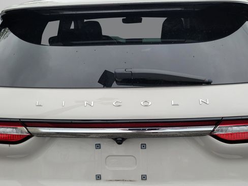 Used 2022 Lincoln Corsair Reserve w/ Equipment Group 201A FWD image 22