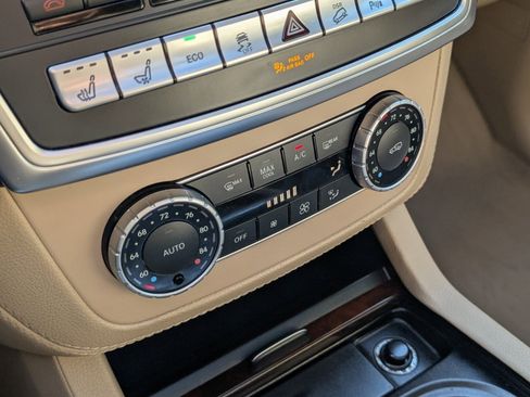 Used 2015 Mercedes-Benz ML 400 4MATIC image 43