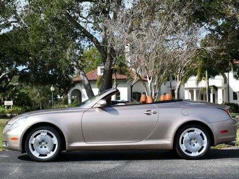 Used 2005 Lexus SC 430 Convertible image 28