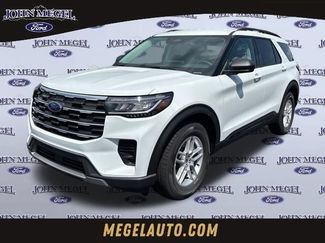 New 2026 Ford Explorer Active RWD video 1