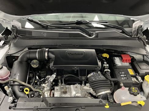 Certified 2025 Jeep Compass Limited w/ High Altitude Package image 37