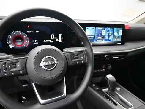 Certified 2026 Nissan Kicks SV w/ SV Premium Package FWD image 23
