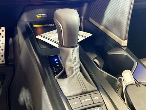 New 2026 Toyota Camry SE FWD image 16