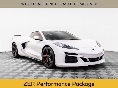 Used 2024 Chevrolet Corvette E-Ray w/ ZER Performance Package AWD/4WD image 7