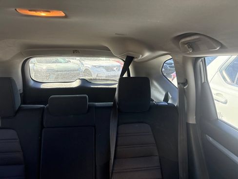 Used 2018 Honda CR-V LX image 15