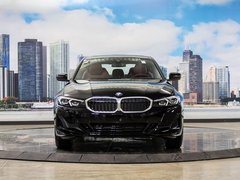 New 2026 BMW 330i xDrive Sedan w/ Convenience Package image 3