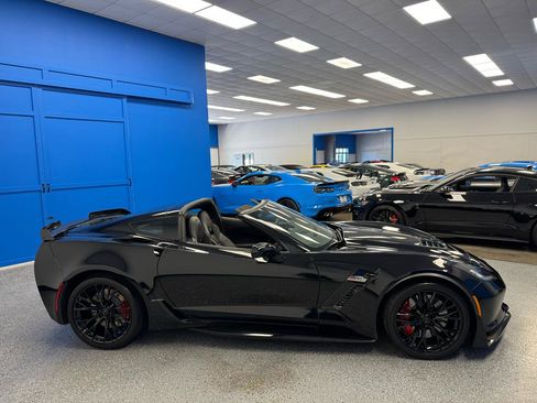 Used 2019 Chevrolet Corvette Z06 RWD image 4