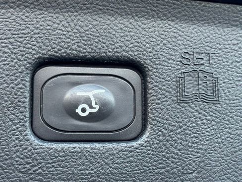 Used 2019 Ford Edge SEL w/ Equipment Group 201A image 32