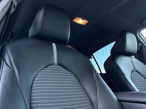 Certified 2022 Toyota Camry SE w/ Convenience Package FWD image 15