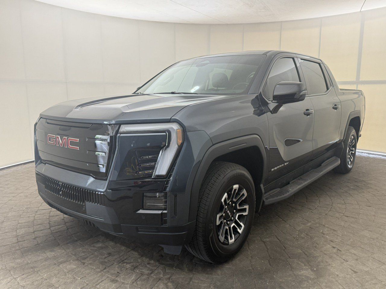 Used 2026 GMC Sierra EV Elevation w/ Premium Package AWD/4WD image 3