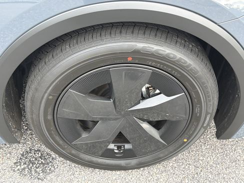 Certified 2026 Toyota Prius LE image 10