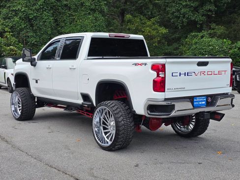 Used 2024 Chevrolet Silverado 2500 LT Z71 AWD/4WD image 5