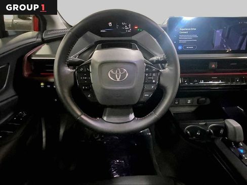 Used 2024 Toyota Prius Prime FWD image 11