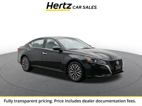 Used 2025 Nissan Altima 2.5 SV FWD image 1