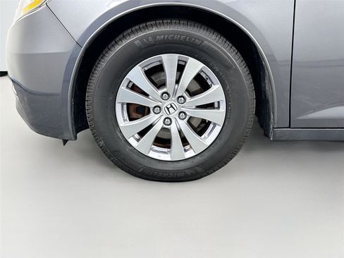 Used 2016 Honda Odyssey SE image 16
