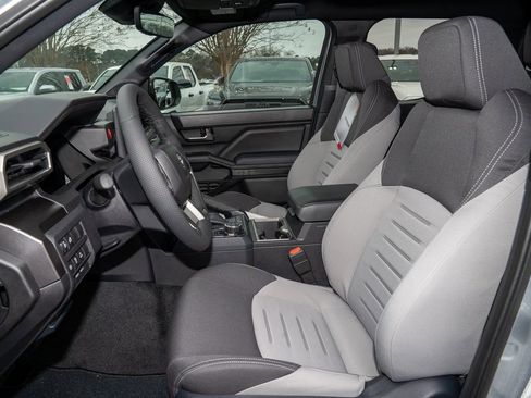 New 2025 Toyota Tacoma TRD Off-Road image 10