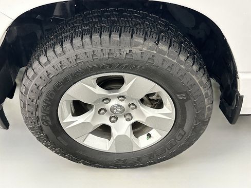 Used 2021 RAM 1500 Big Horn image 11