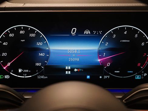 Certified 2024 Mercedes-Benz GLS 580 4MATIC image 20