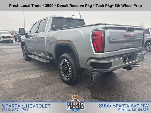 Used 2025 GMC Sierra 3500 Denali w/ Denali Reserve Package AWD/4WD image 5