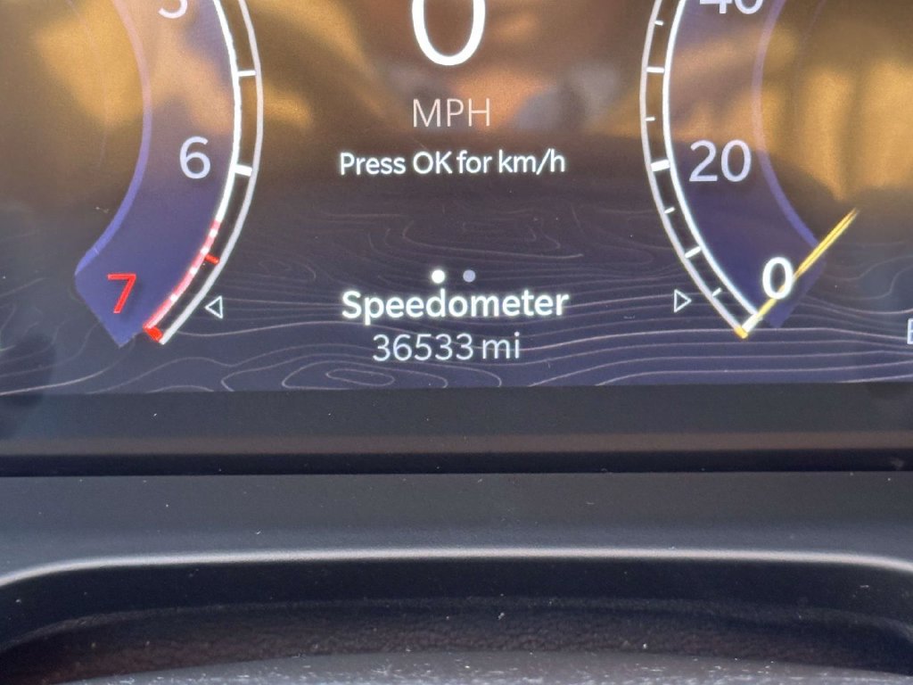 Used 2023 Jeep Grand Cherokee Limited AWD/4WD image 21
