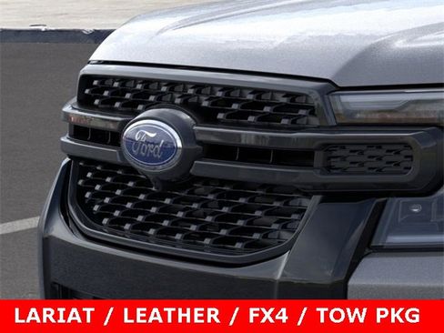 New 2025 Ford Ranger Lariat w/ FX4 Off-Road Package image 17
