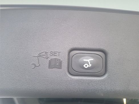 Used 2024 Lincoln Nautilus Reserve w/ Equipment Group 202A image 35