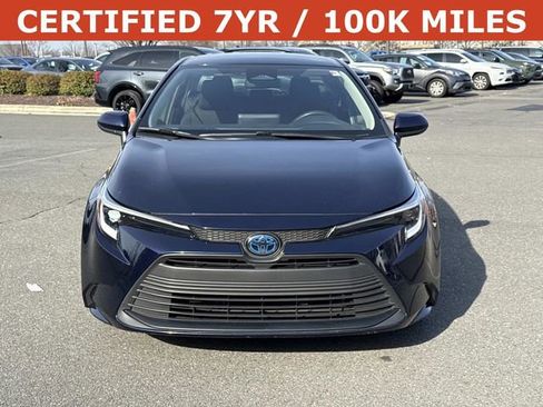 Used 2025 Toyota Corolla LE image 6