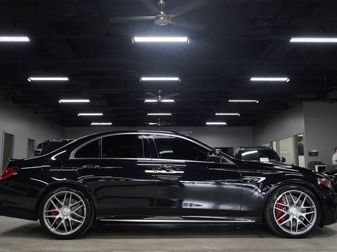 Used 2019 Mercedes-Benz E 63 AMG S image 6