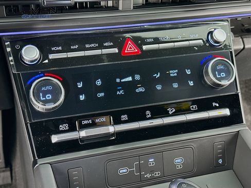New 2026 Hyundai Santa Fe Calligraphy w/ Tow & Go Package AWD/4WD image 19