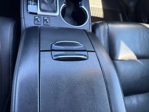 Used 2017 Toyota Highlander XLE AWD/4WD image 27